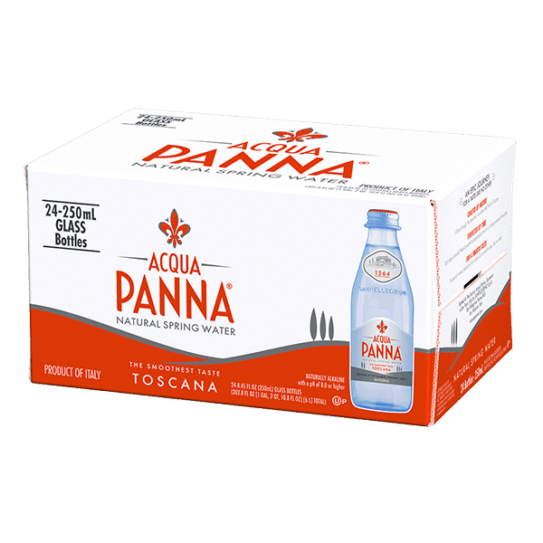 caja de agua Acqua Panna con 24 botellas de 250 ml c/u